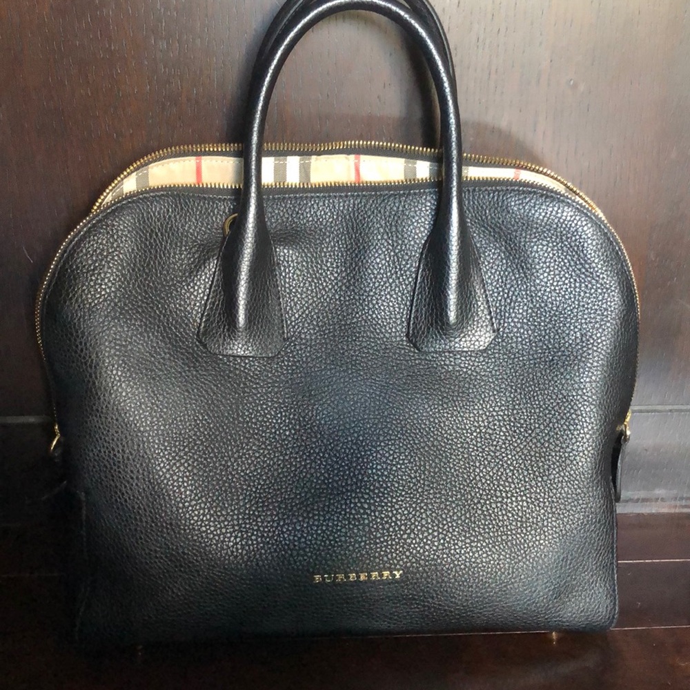 Authentic Burberry handbag!!!